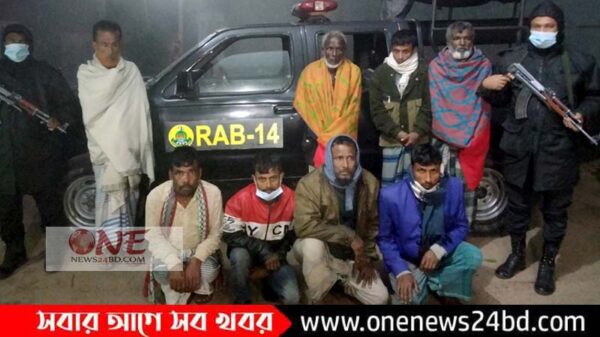 কিশোরগঞ্জে জুয়া খেলা থেকে নগদ টাকা’সহ আট জুয়ারী আটক