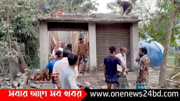 পাকুন্দিয়ায় ৮টি অবৈধ স্থাপনা উচ্ছেদ
