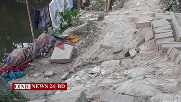 সাত বছর ধরে চলাচলের অযোগ্য নিকলী উপজেলার মাইজহাটির রাস্তাটি