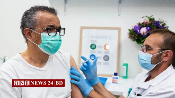 টিকা নিলেন বিশ্ব স্বাস্থ্য সংস্থা প্রধান