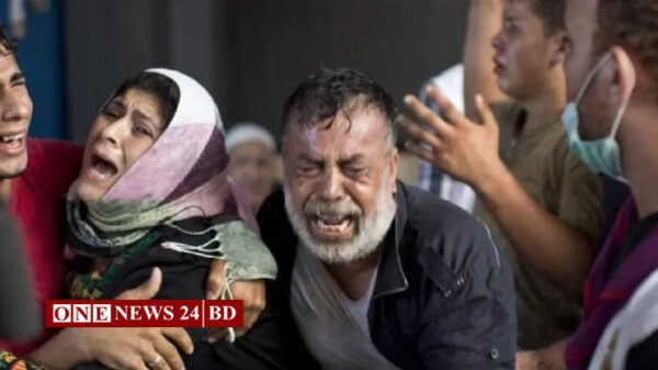 গাজায় ইসরাইলি হামলায় ২১২ ফিলিস্তিনি নিহত