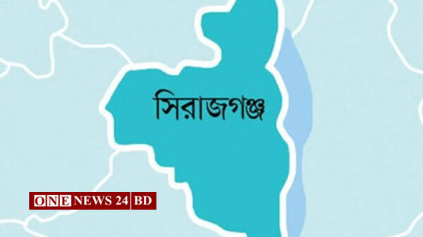 সিরাজগঞ্জের বঙ্গবন্ধু সেতুর উপর বাস-ট্রলির সংঘর্ষ নিহত দুই, পশ্চিম সংযোগ মহাসড়কে যানজট
