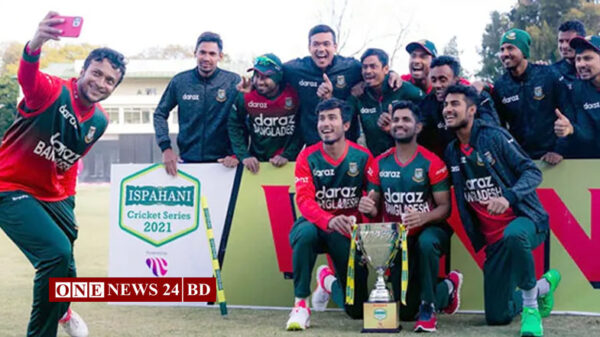 হাসিমুখে দেশে দেশে ফিরলো টাইগাররা