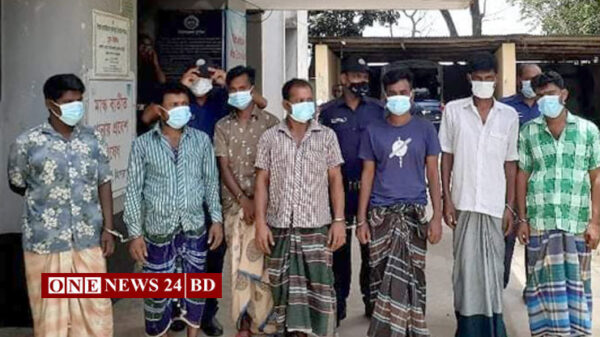 তাড়াইল জুয়া খেলা অবস্থায় ৭ জুয়াড়ী আটক