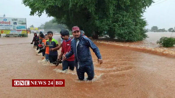 ভারতে প্রবল বৃষ্টি, বন্যা ও ভয়াবহ ধসে ১৭০ জনের মৃত্যু
