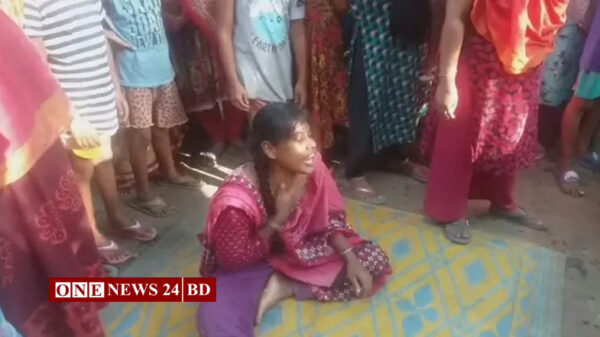 মায়ের ছোড়া কাঠের আঘাতে মেয়ের মৃত্যু