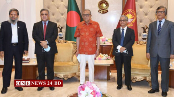 স্বাস্থ্যবিধি মেনে বিশ্ববিদ্যালয়ে সশরীরে শিক্ষা কার্যক্রম চালুর নির্দেশ রাষ্ট্রপতির