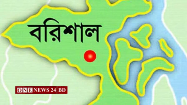 বরিশালে পত্রিকা অফিসে ঢুকে হামলা, সম্পাদকসহ তিন সাংবাদিককে কুপিয়ে আহত