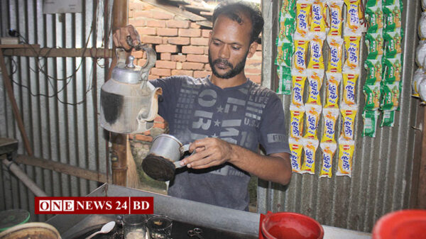 চা দোকানির মুরগির ফিডের বাকি ৫৮ লাখ টাকা! আদালতে মামলা