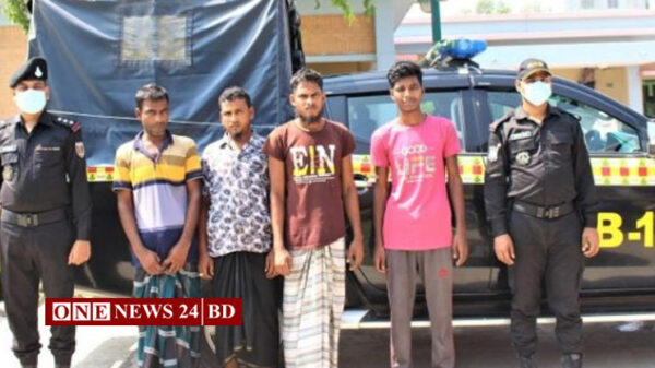 সিরাজগঞ্জে র‍‍্যাবের অভিযানে ৪ প্রতারক চক্র গ্রেফতার 