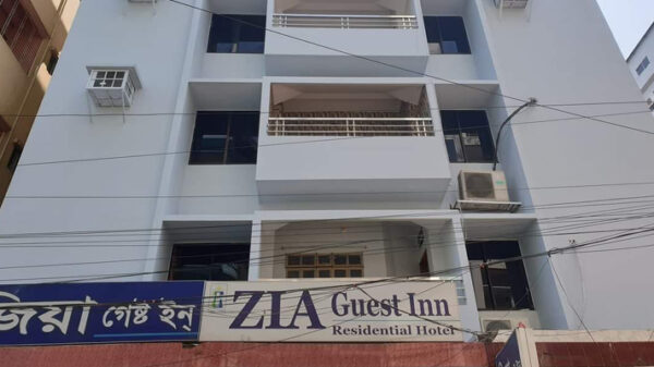 কক্সবাজার বেড়াতে গিয়ে গণধর্ষণের শিকার গৃহবধূ