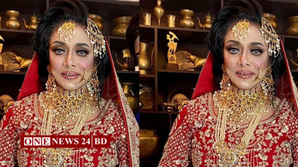 ৬৬ বছর বয়সে বধূবেশে নজর কাড়লেন রোজিনা