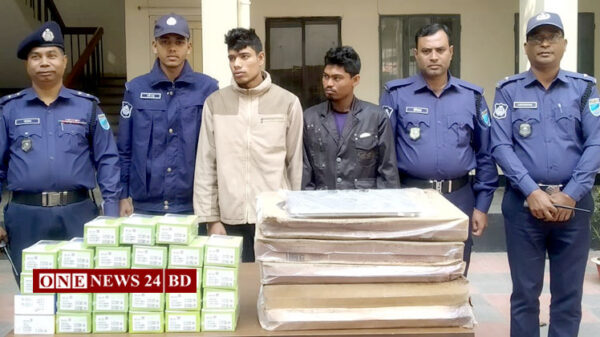 কিশোরগঞ্জে ল্যাপটপ ও মোবাইল চুরির ঘটনায় দুজন আটক