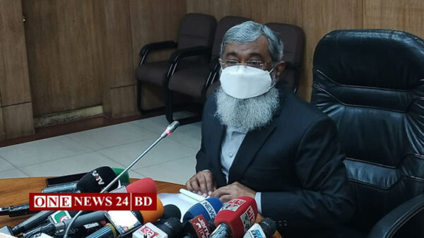 টিকা ছাড়া স্কুলে যেতে পারবে না শিক্ষার্থীরা