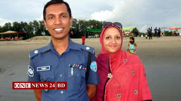 নিজের মামলায় নিজেই গ্রেফতার বাবুল আক্তার