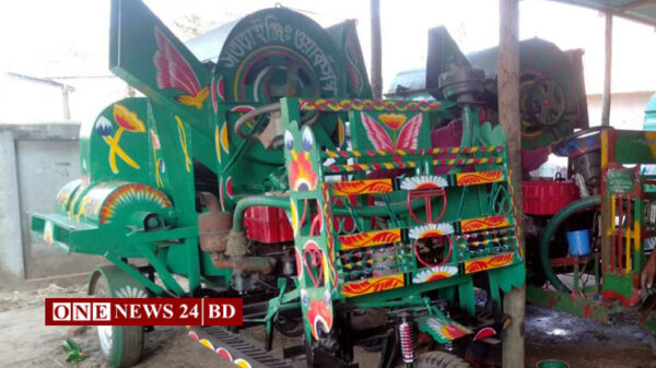 নওগাঁয় ভূর্তকীর পাওয়ার থ্রেসার মেশিন সরবরাহে কৃষি কর্মকর্তা ও নিবন্ধিত ওয়ার্কশপ মালিকদের বিরুদ্ধে দূর্নীতির অভিযোগ