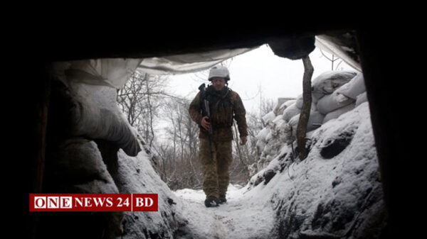 সীমান্তে উত্তেজনার মধ্যে বৈঠকে রাশিয়া-ইউক্রেন