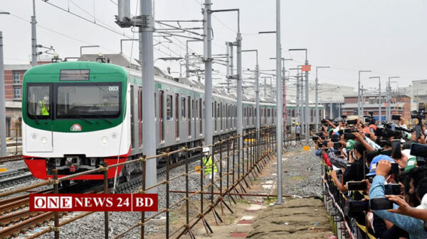 স্থাপিত হল স্বপ্নের মেট্রোরেলের সর্বশেষ গার্ডার