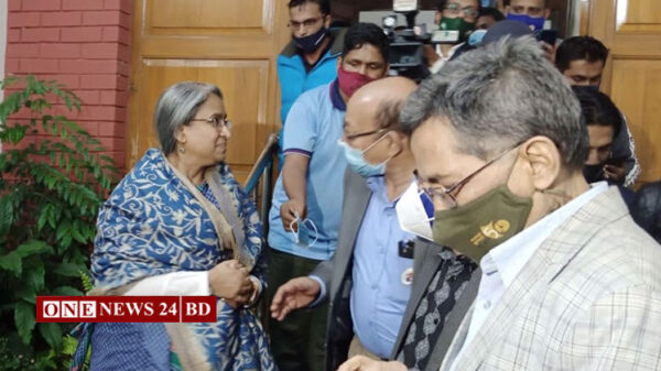 অনশন ভেঙে আলোচনায় বসার আহ্বান শিক্ষামন্ত্রীর