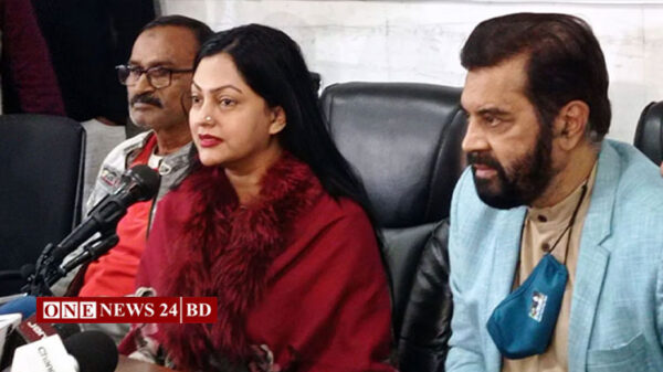 আমার কাছে ২টা চু মু চেয়েছিলেন নির্বাচন কমিশনার : নিপুণ