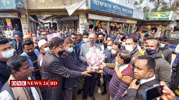 স্পিকারের দায়িত্ব পালন করায় উপাধ্যক্ষ আব্দুস শহীদ এমপি’কে কমলগঞ্জে সংবর্ধনা