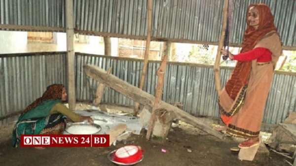 নিকলীতে হারিয়ে যাচ্ছে গ্রাম-বাংলার ঐতিহ্যবাহী ঢেঁকি