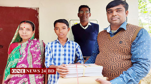 ভর্তি হতে না পারা শিক্ষার্থীর লেখাপড়ার দায়িত্ব নিলেন গ্রাউক