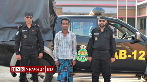 উল্লাপাড়ায় ৫০ পিচ ইয়াবাসহ আটক ১