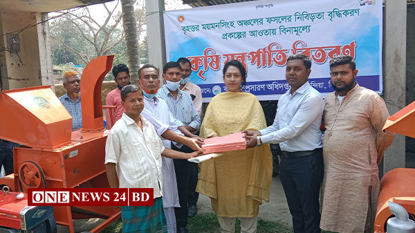 পাকুন্দিয়ায় কৃষকদের মাঝে কৃষি যন্ত্রপাতি বিতরণ