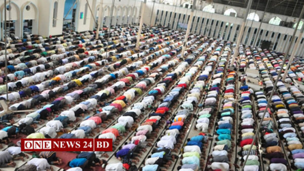 শেষ জুমায় মসজিদে মসজিদে মুসল্লিদের ঢল