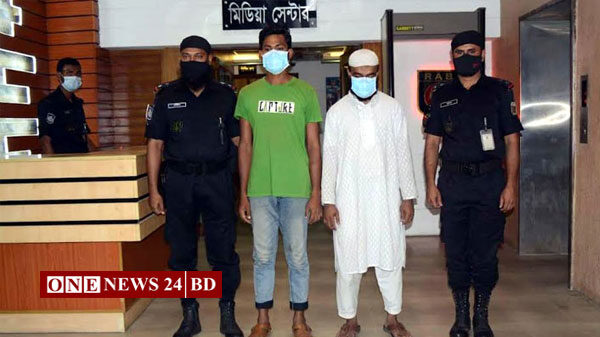 ঈদে ২-৩ হাজার ট্রেনের টিকিট সরিয়ে নিতেন তিনি