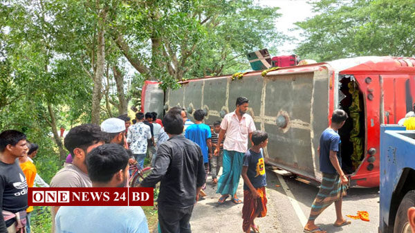 গোপালগঞ্জে বাস-প্রাইভেটকার সংঘর্ষে নিহত ৭