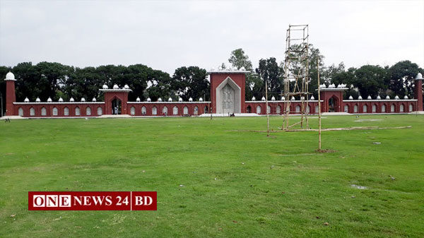 বৃহত্তম ঈদ জামাতের জন্য প্রস্তুত গোর-এ-শহীদ বড় ময়দান