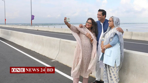 পদ্মা সেতুতে মা-ভাইয়ের সঙ্গে পুতুলের সেলফি, মুহূর্তেই ভাইরাল