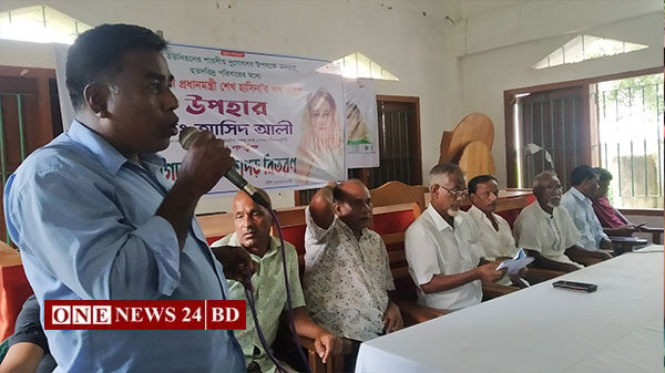 কমলগঞ্জে দুর্গাপূজা উপলক্ষে ২ হাজার পরিবারের মধ্যে বস্ত্র বিতরণ 