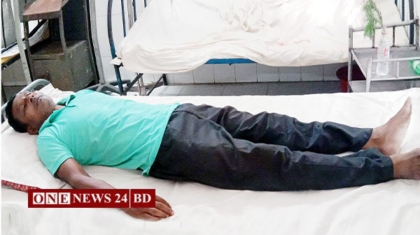 পাকুন্দিয়ায় প্রধান শিক্ষকের পিটুনিতে অফিস সহকারী আহত