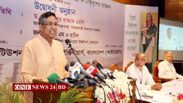 প্রধানমন্ত্রীর দূরদর্শিতায় দেশে খাদ্যসংকট নেই