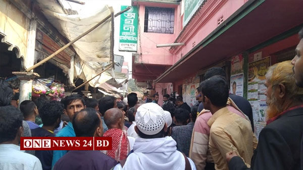 নরসিংদীতে ব্যাংকের ভেতর থেকে দুই আনসারের মরদেহ উদ্ধার