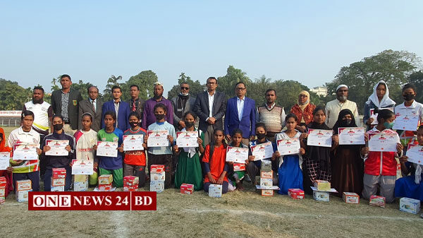 কিশোরগঞ্জে শেখ কামাল আন্ত:স্কুল ও মাদ্রাসা অ্যাথলেটিকস প্রতিযোগিতার সমাপনী ও পুরষ্কার বিতরণ