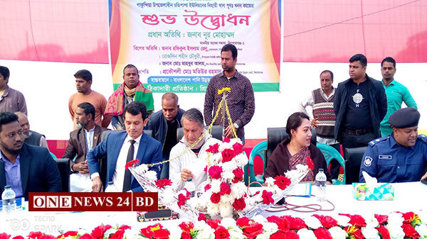 পাকুন্দিয়ায় বিহারী খাল পুনঃ খনন কাজের উদ্বোধন