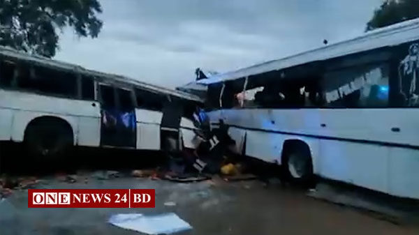 সেনেগালে দুই বাসের মুখোমুখি সংঘর্ষ, নিহত ৪০