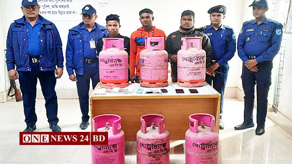 পাকুন্দিয়ায় ১৯ দিন পর লুণ্ঠিত মামলার তিন আসামী গ্রেপ্তার
