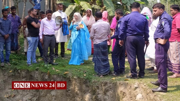 অবৈধভাবে মাটি কাটার দায়ে ৬০ হাজার টাকা জরিমানা, ভেকু জব্দ