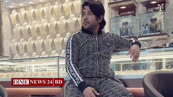 আরাভ খানের বিরুদ্ধে ইন্টারপোলে রেড নোটিশ