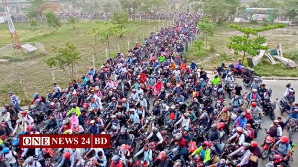 পদ্মা সেতুর প্রবেশপথে হাজারো মোটরসাইকেল