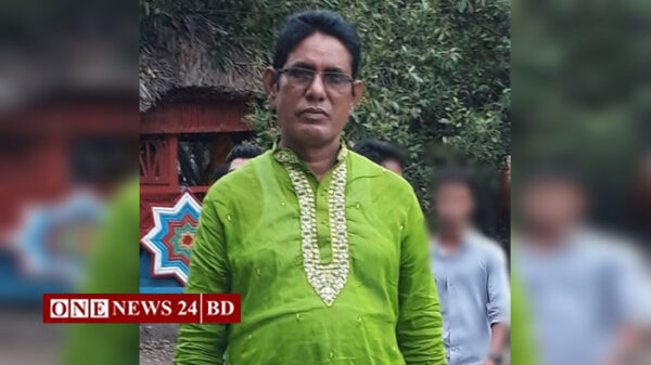 অন্যের স্ত্রীকে নিয়ে হোটেলে রাত যাপনকালে কথিত সাংবাদিক আটক