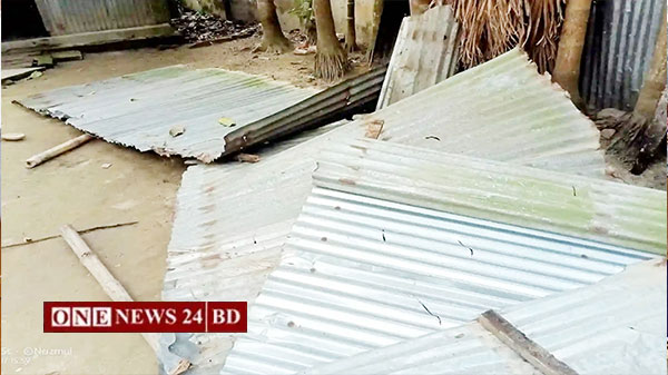 পাকুন্দিয়ায় বাড়ি-ঘর ভাংচুরের অভিযোগ ছাত্রলীগ সভাপতির বিরুদ্ধে