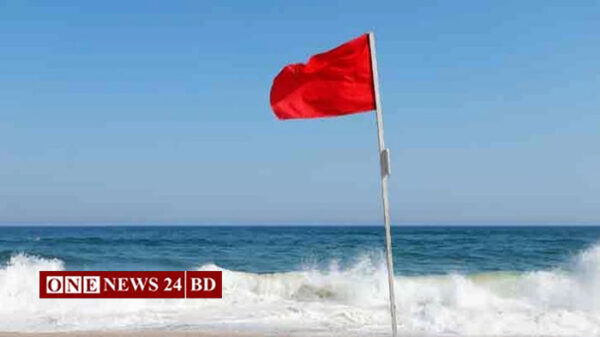 কক্সবাজারে ১০ নম্বর মহাবিপদ সংকেত