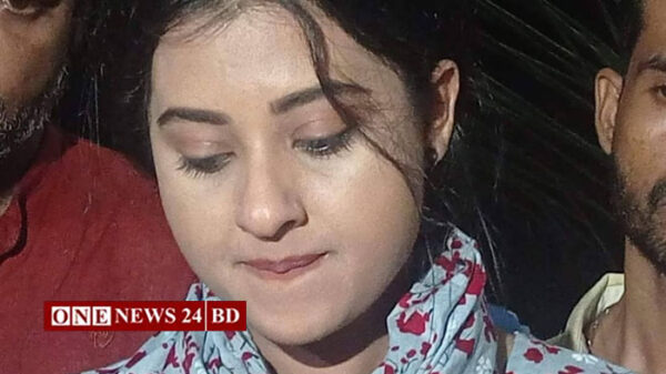 ফ্ল্যাট ও গাড়ির হিসাব দিলেন বুবলী