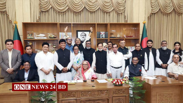 আবার ক্ষমতায় যেতে আ. লীগ নেতাকর্মীদের ঐক্যবদ্ধ হওয়ার আহ্বান